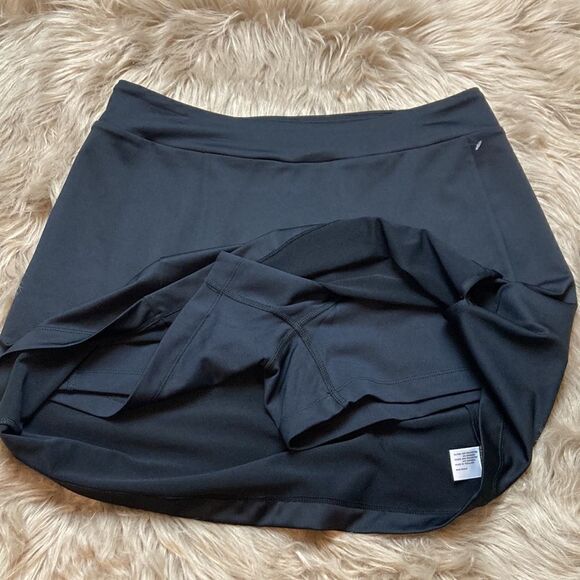 Lady Hagen Core Swing Knit Skort- Golf Active Tennis Skirt in Black - Picture 2 of 12